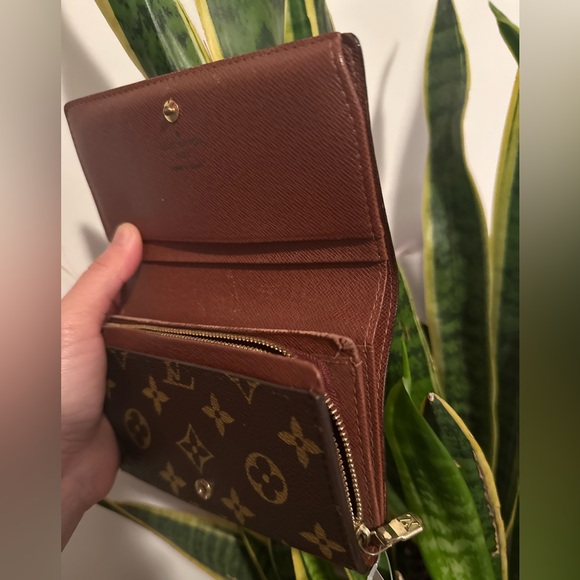 Authentic Louis Vuitton Monogram Tressor Wallet - Picture 12 of 16